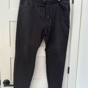 Simons Charcoal Jogger Pants